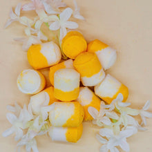 Load image into Gallery viewer, Daisies Shot Bomb
