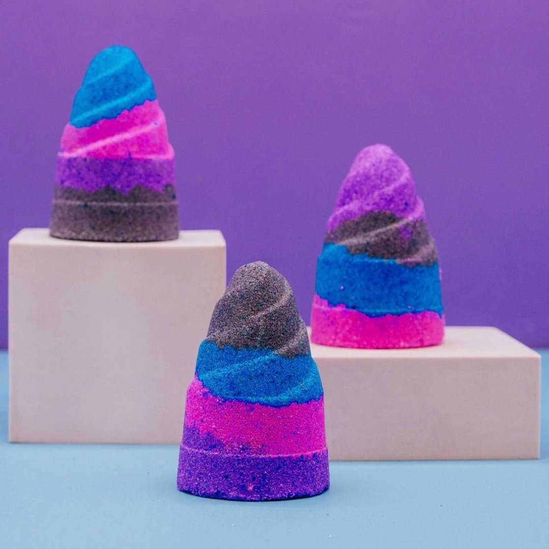 Twist Blueberry Bath Bomb