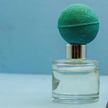 Load image into Gallery viewer, Kreed Classic Bath Bomb
