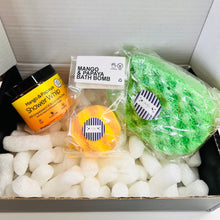 Load image into Gallery viewer, Mango &amp; Papaya Bath &amp; Shower Bundle
