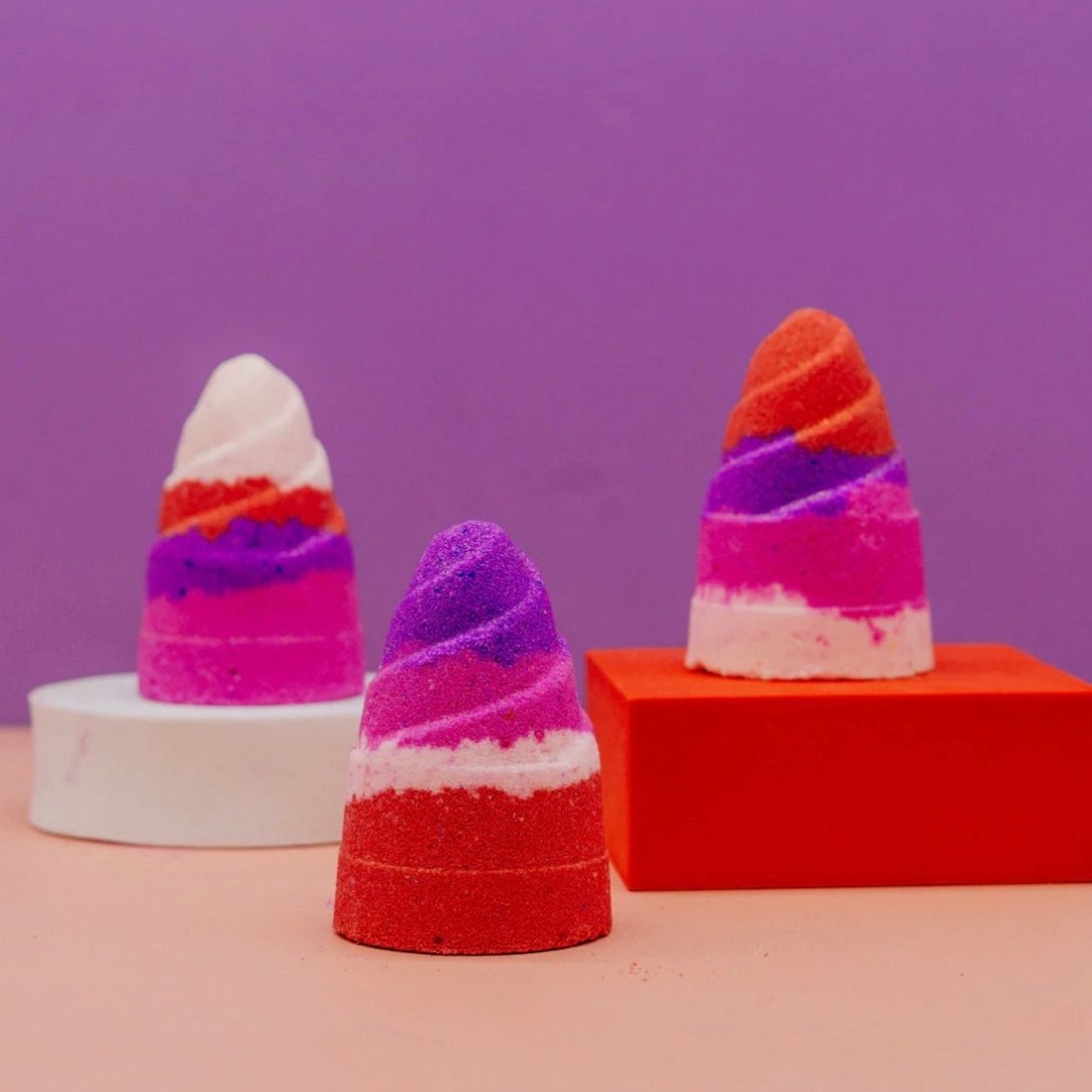 Twist Raspberry Creme Bath Bomb