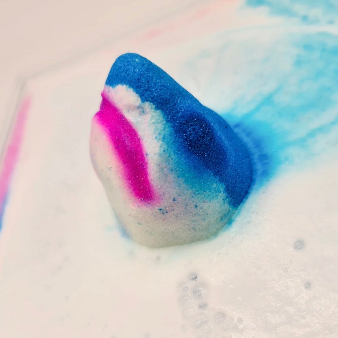 Sean the Shark Bath Bomb