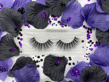 Load image into Gallery viewer, Phoenix Eyelashes
