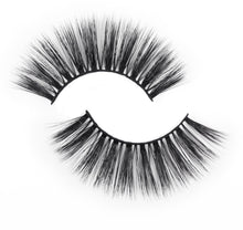 Load image into Gallery viewer, Phoenix Eyelashes
