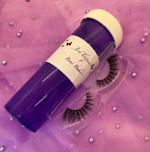 Load image into Gallery viewer, Boss Babe Eyelashes
