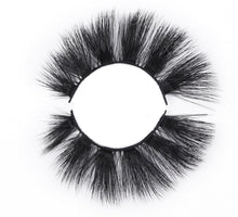 Load image into Gallery viewer, Showgirl Eyelashes
