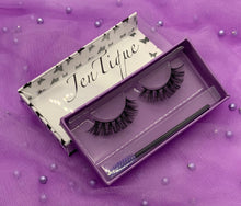 Load image into Gallery viewer, Harmony Eyelashes

