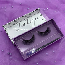 Load image into Gallery viewer, Angel Eyelashes
