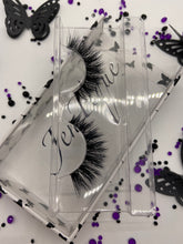 Load image into Gallery viewer, Vixen Eyelashes
