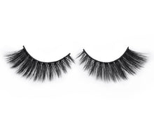 Load image into Gallery viewer, Boss Babe Eyelashes
