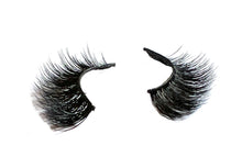 Load image into Gallery viewer, Vixen Eyelashes
